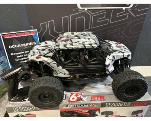 Super mooie Arrma Fireteam incl. 2x gensace 3S 8000mah accu